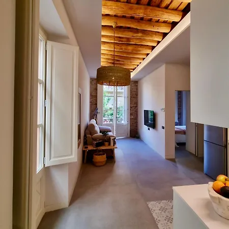 Antiquari De Boutique En La Costa Brava * Blanes